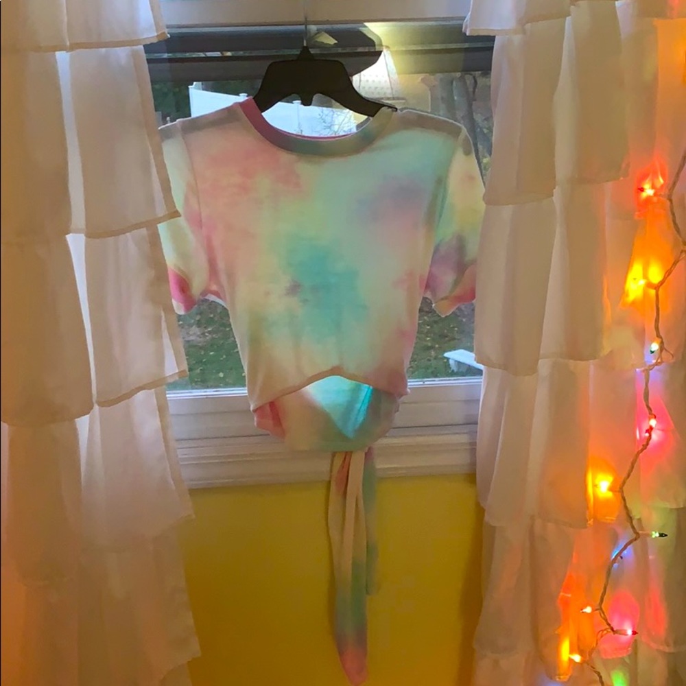 Tye dye wrap cropped shirt